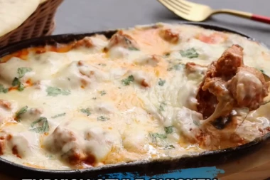 PILETINA U BEŠAMEL SOSU: Topi se u ustima koliko je sočno, ovaj TURSKI recept će vam svi tražiti!