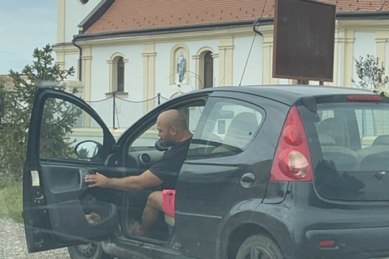 Brat Darko Lazića, Dragan