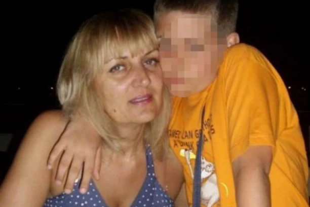NEVENIN SIN (14) IZVRŠIO SAMOUBISTVO NA NJENE OČI! Maltretirali su ga vršnjaci u školi:  "Tek kada je bilo prekasno, saznala sam šta mu vršnjaci krišom sipaju u piće!"