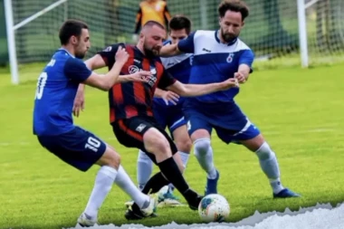 PRVENSTVO JE PRED VRATIMA: Uprava Velike Moštanice promovisala je još dva nova fudbalera!