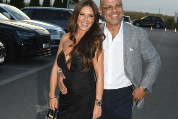 LAZIĆU SE NA VENČANJU POJAVILA BIVŠA SUPRUGA: Ana Sević sa mužem otkrila u kakvim je odnosima sa Darkom, svi su ostali u ŠOKU!