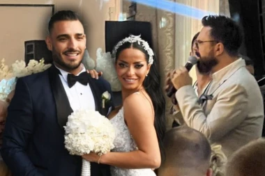 EKSKLUZIVNI KADROVI SA VENČANJA: Evo kako je izgledao PRVI PLES Darka i Kaće, Petar Grašo zapevao OVU pesmu! (VIDEO)