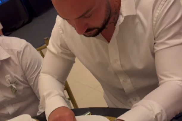 DA LI JODŽIR VUČE KOKAIN NA SVADBI DARKA LAZIĆA? Pogledajte snimak kojim je ŠOKIRAO svoje pratioce! (VIDEO)