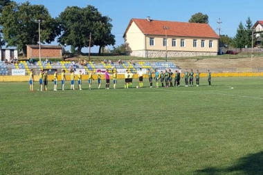 PREKID NEUGODNE TRADICIJE U LISOVIĆU: Radnički slavio na otvaranju sezone na teškom gostovanju!