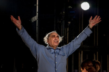 Predstava Otac Ateljea 212 na festivalu Mediteranskog teatra Purgatorije u Tivtu jednoglasnom odlukom žirija proglašena  najboljom