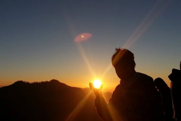 ČOVEČANSTVO JE U VELIKOJ OPASNOSTI: Probijena je ključna granica, čeka nas potpuni haos