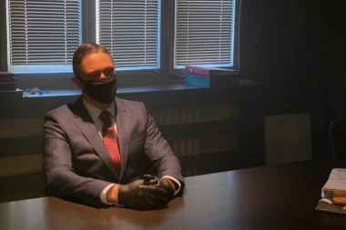 HIT REAKCIJA! "TOLIKO STRAŠNO?":Glumac  Darko Ivić ispričao je komičnu reakciju njegovog oca na gej scenu u seriji "Besa"