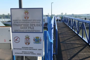 OTVORENO PRISTANIŠTE U ZEMUNU: "Ovo je nagoveštaj svih onih mogućnosti koje nam pruža Dunav"