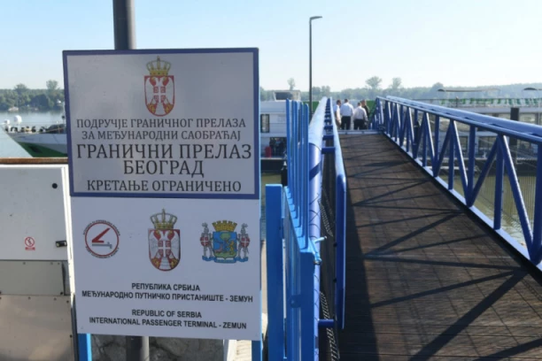 OTVORENO PRISTANIŠTE U ZEMUNU: "Ovo je nagoveštaj svih onih mogućnosti koje nam pruža Dunav"