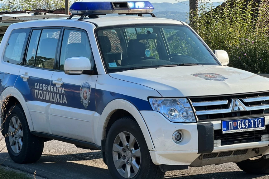NAĐEN AUTOMOBIL KOJIM JE POBEGAO NAPADAČ IZ JAKOVA: Za Miladinom raspisana potraga!