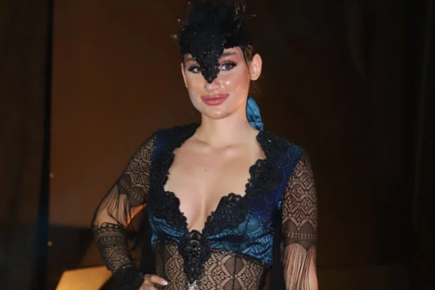 OD OVOGA ĆE VAM POPADATI VILICE! Učesnica Elite otkrila koji FRAJER je čeka po izlasku iz rijalitija, pa priznala da je sa njim zbog NOVCA!