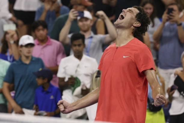 KO JE ĐOKOVIĆEV PROTIVNIK U ČETVRTFINALU? Dobijao pretnje SMRĆU! Novak ga "dere" gde god ga sretne, a on NE KRIJE mržnju prema Srbinu!