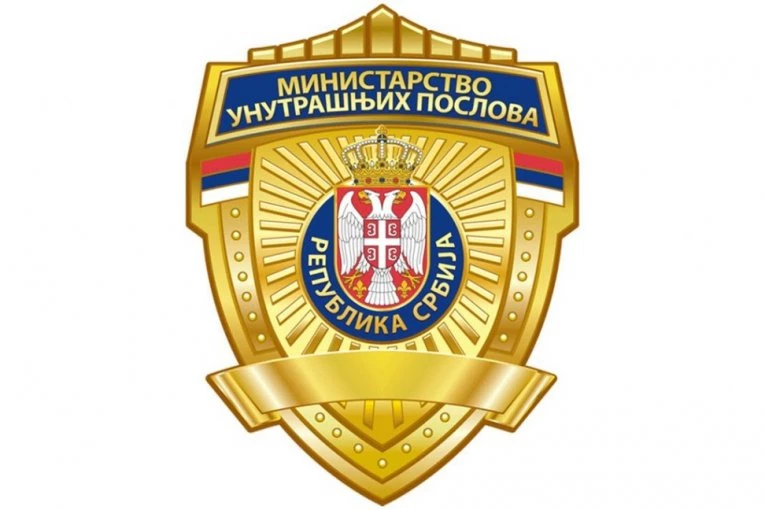 MUP:Do sada bez ozbiljnijih incidenata tokom izbora, sem napada na policiju u Novom Sadu