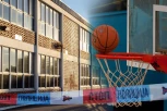 KOŠARKAŠKA KONSTRUKCIJA PALA NA DETE: Užas u školskom dvorištu u Smederevu!