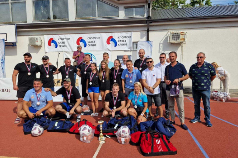 Trećeplasirani Grljan