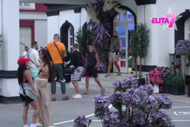 KOLAPS U ŠIMANOVCIMA! Takijev prijatelj NAPAO njegovu bivšu, Janjuš skočio da je brani! (VIDEO)