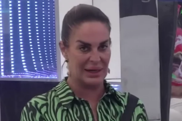 KAČAVENDA JAVNO PRETI PUCANJEM U RIJALITIJU: Reči učesnice "Elite" lede krv u žilama! (VIDEO)