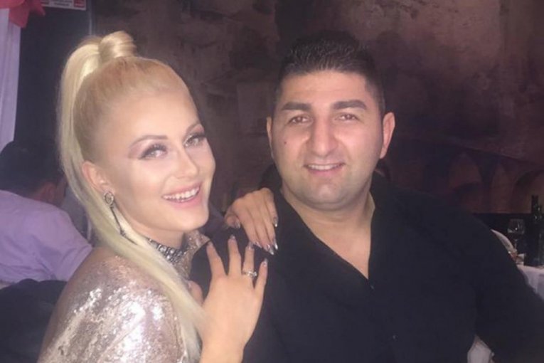 Slađana Mandić sa mužem Ajlinom Ahmićem