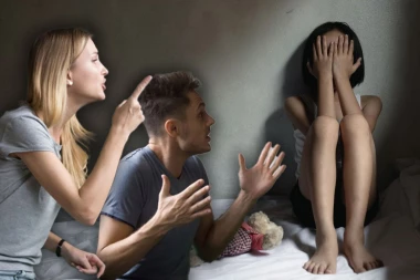 UŽAS U BARIČU! RODITELJI PRETUKLI ĆERKICU (7): Evo šta su joj radili!