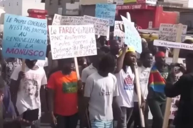 VOJSKA UBILA 56 LJUDI TOKOM GUŠENJA PROTESTA: Jezivi prizori na demonstracijama, reagovao i UN