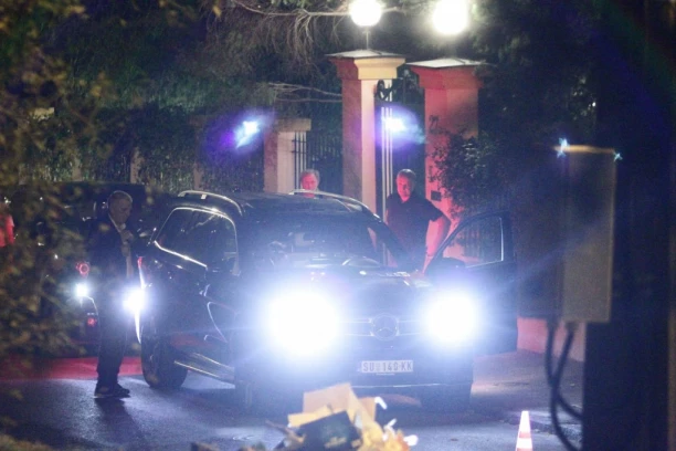 ULOVILI SMO TOLETA KARADŽIĆA U BEOGRADU: Evo gde pravi strategiju za preuzimanje Partizana! (FOTO)