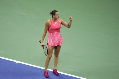 NIŠTA OD AMERIČKOG FINALA: Sabalenka UTIŠALA publiku i posle preokreta POBEDILA Kiz!