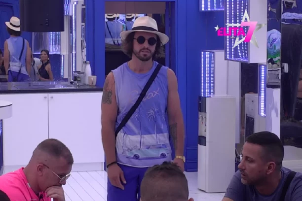 "OSAM GODINA SE BORIMO SA TIM" Životna ispovest novog takmičara ELITE - oba deteta mu imaju AUTIZAM! (VIDEO)