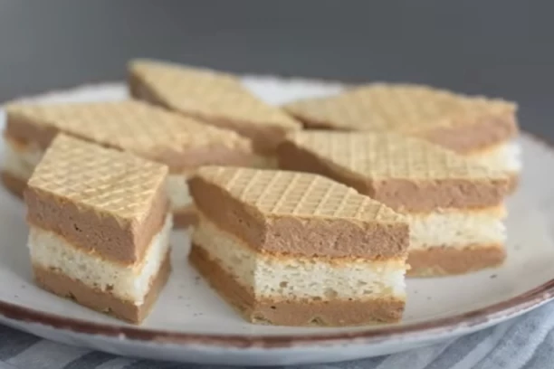 NATAŠINE RAFAELO NAPOLITANKE NAJBOLJE SU ZA SLAVU: Zbog ovog kolača svi će vam ZAVIDETI, recept koji je retko ko probao ali ZALUDEĆE VAS