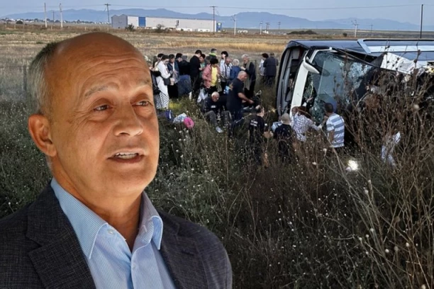 OGLASIO SE DIREKTOR "JUTE" O NESREĆI U GRČKOJ: Evo kako je došlo do udesa, povređeni srpski putnici smešteni u bolnicu