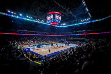 SUDIJE NEDOSTOJNE FINALA: Košarkaški NEZNALCI DELE PRAVDU!