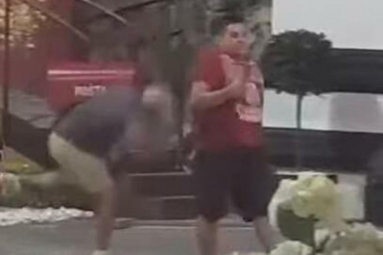 Čuburac i Bebica tuča Elita 7 Zadruga