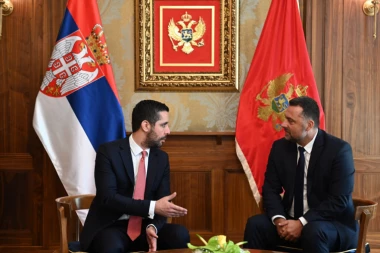 SRBIJA I CRNA GORA IMAJU SNAŽNE ZAJEDNIČKE EKONOMSKE INTERESE: Momirović nakon sastanka sa Đurovićem u Podgorici podelio lepe vesti!