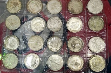UHAPŠEN BUGARIN NA HORGOŠU: Krijumčario srebrne kovanice, sumnja se da je reč o ANTIKVITETIMA! (FOTO)