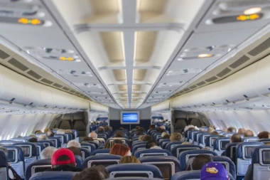 PANIKA NA LETU IZ LONDONA: Zbog pijanih putnika ''Boing 767'' morao prinudo da sleti: ''Od sada s nama više nećete leteti!''