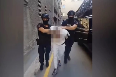 SASLUŠAN NAPADAČ NA "VRAČARCA" U NJEGOŠEVOJ ULICI! Ispalio nekoliko hitaca, pa mesec dana bio u bekstvu, OVAKO SE BRANIO!