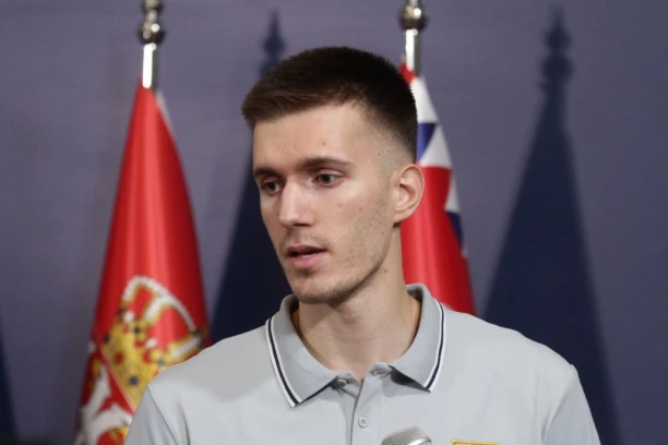 PETRUŠEV IMA NOVI KLUB: Filip PUTEM Divca, Stojakovića i Bogdanovića!