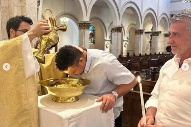 VELIKI DAN ZA VELEMAJSTORA FUDBALA: Ronaldo: Ljudi, krstio sam se i ponovo sam rođen!