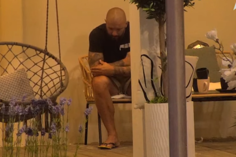 Nikola Lakić plače Elita