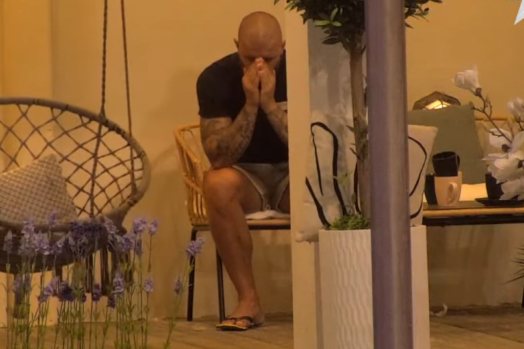 Nikola Lakić plače Elita