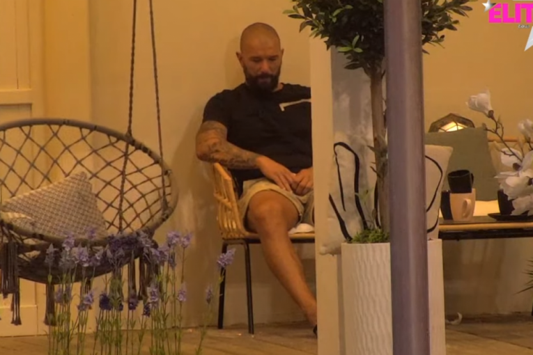 Nikola Lakić plače Elita