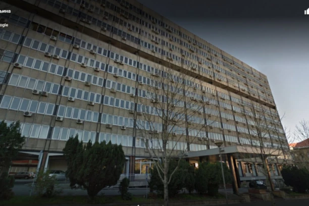 OGLASILO SE MINISTARSTVO PROSVETE O NAPADU ALBANACA NA SRPSKE ĐAKE: Maturant povređen na ekskurziji u Italiji!