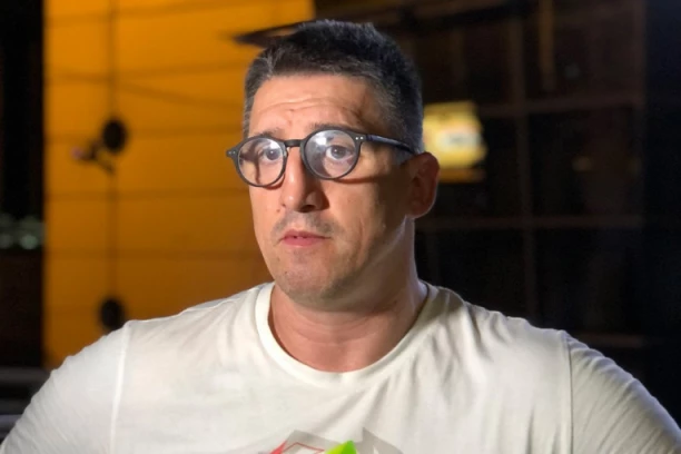 KRISTIJAN GOLUBOVIĆ ČIPOVAO DETE: Uradio sam to da u svakom trenutku znam gde je!