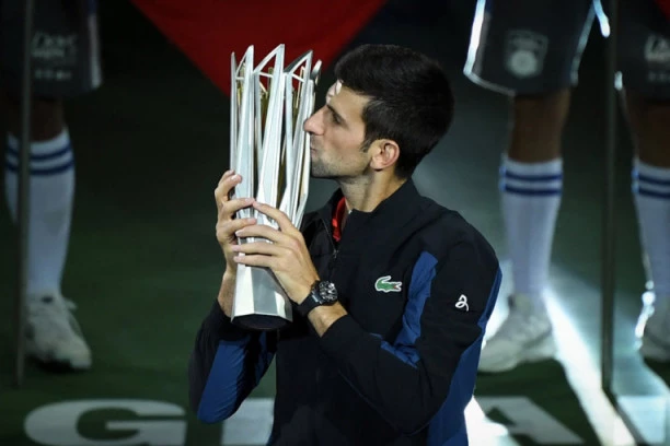 MATEMATIKA IM NIJE JAČA STRANA: Iako ima duplo manje osvojenih trofeja, nagrada ide u njegove ruke - U Šangaju ZABORAVILI na Novaka Đokovića!