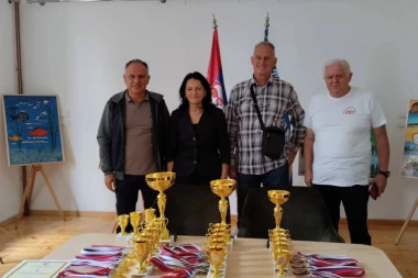 Dragan Marković - Markoni na Olimpijadi penzionera u Sevojnu: Svi za jednog, jedan za svi!