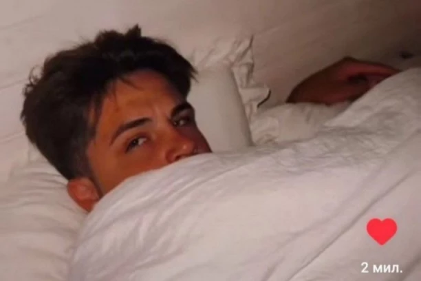 MAMA JE POTRAŽILA ĆERKE I NIGDE NIJE MOGLA DA IH PRONAĐE: Probudila je supruga da ga pita gde su, a ono što je on uradio izazvalo je burnu raspravu na internetu(FOTO+VIDEO)