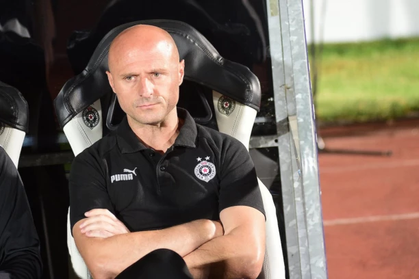 TITULA JE NEBITNA: Trener Partizana šokirao izjavom - Grobari u čudu!