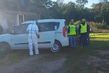 IZGLEDALI SU KAO NORMALNA PORODICA ALI IZA ZATVORENIH VRATA KRIO SE UŽAS: U podrumu seoske kuće otkrivene tri mrtve bebe! Otac i ćerka optuženi za incest, druga ćerka silovana!