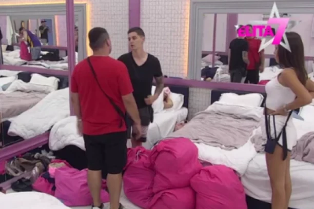 DRAMA U SPAVAĆOJ SOBI! Bebica krenuo na Miljanu, Bojana sprečila totalnu katastrofu!