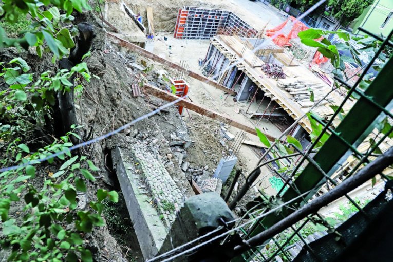 Investitor napravio pakao od života ljudima na Karaburmi