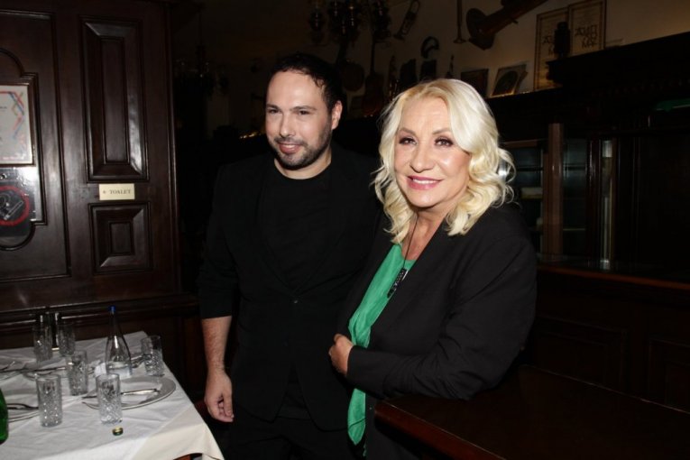 Vesna Zmijanac slike